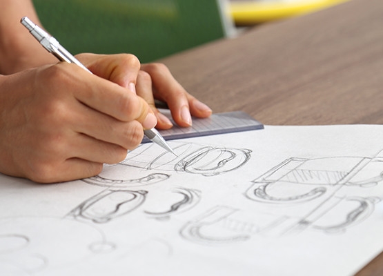 창 영화 회사 기술 도움